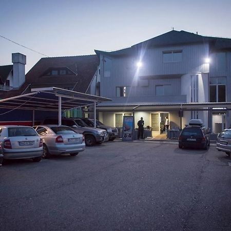 Motel Magistrala Doboj Extérieur photo